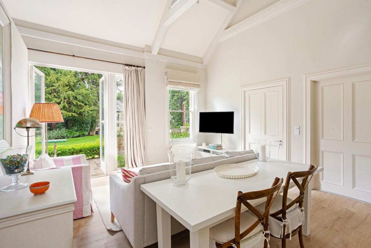 The Annexe - Beautiful Apartment With Garden Close To Heathrow And Windsor Staines-upon-Thames Exterior photo